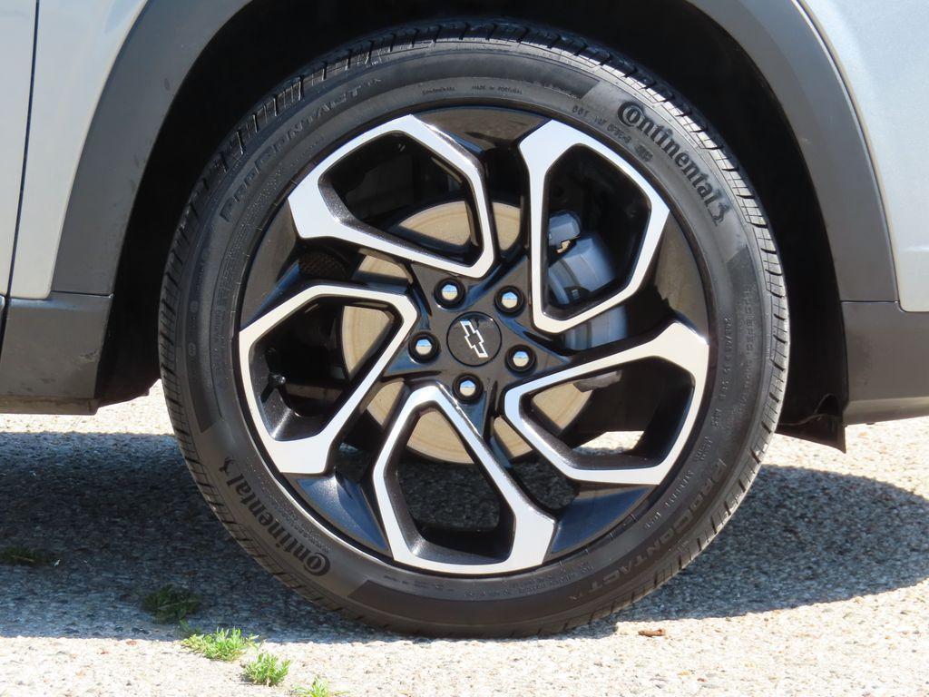used 2024 Chevrolet Trax car, priced at $24,047