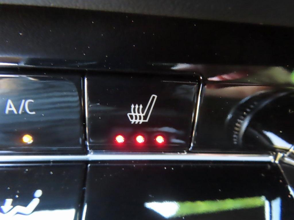 new 2026 Chevrolet Equinox car, priced at $29,900