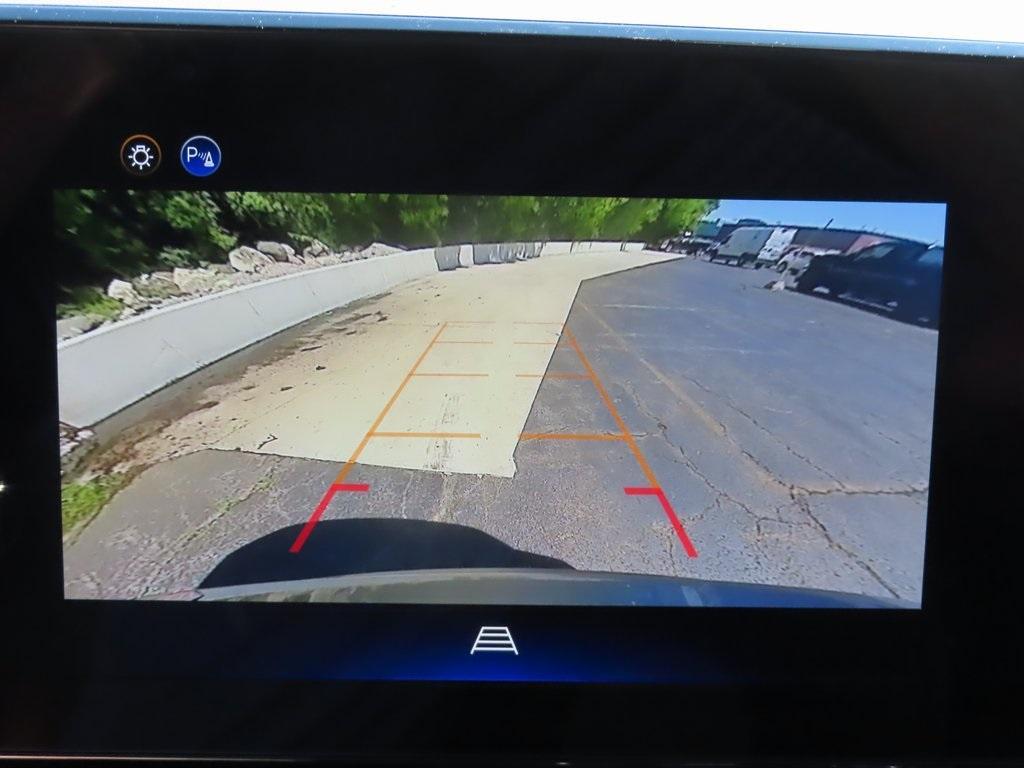 new 2026 Chevrolet Equinox car, priced at $29,900