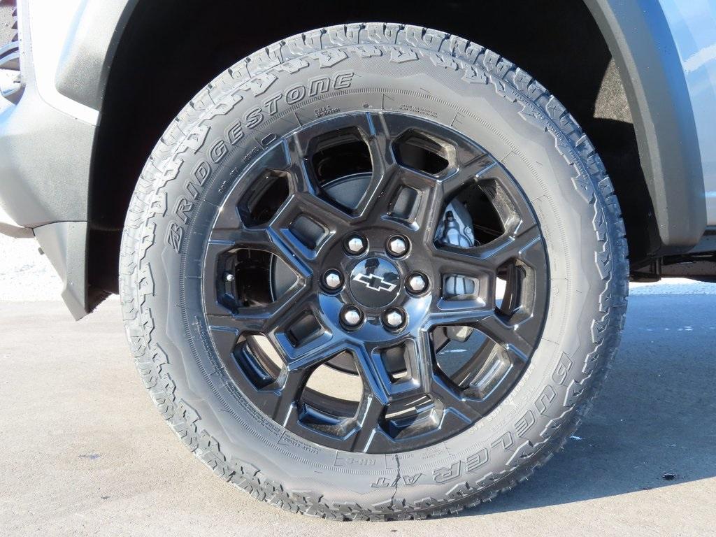 new 2026 Chevrolet Colorado car, priced at $43,055