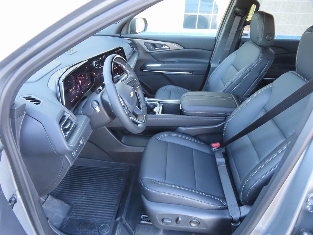 new 2026 Chevrolet Traverse car, priced at $50,602