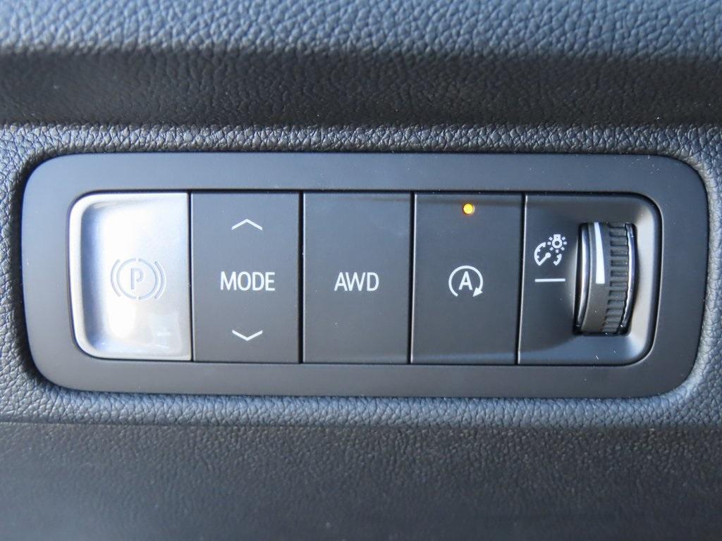 new 2026 Chevrolet Traverse car, priced at $50,602