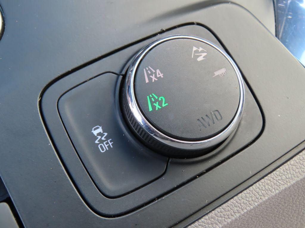 used 2019 Chevrolet Traverse car, priced at $13,233