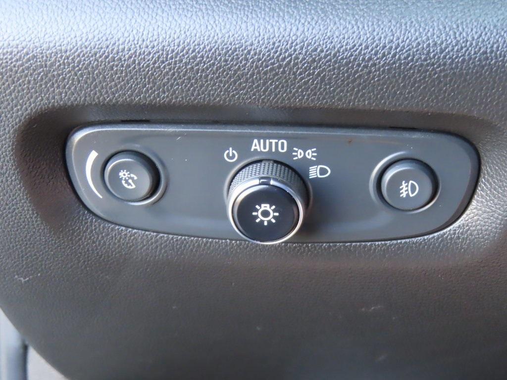 used 2020 Chevrolet Traverse car, priced at $17,333