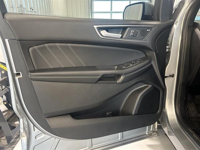 used 2022 Ford Edge car, priced at $27,354