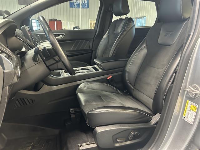 used 2022 Ford Edge car, priced at $27,354