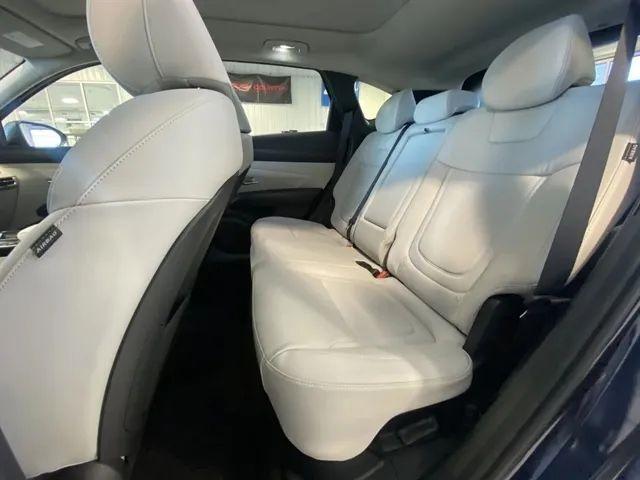 used 2025 Hyundai TUCSON Hybrid car, priced at $30,000