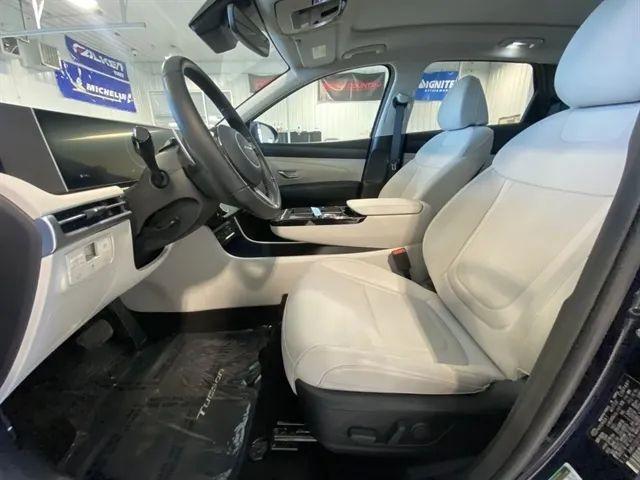 used 2025 Hyundai TUCSON Hybrid car, priced at $30,000