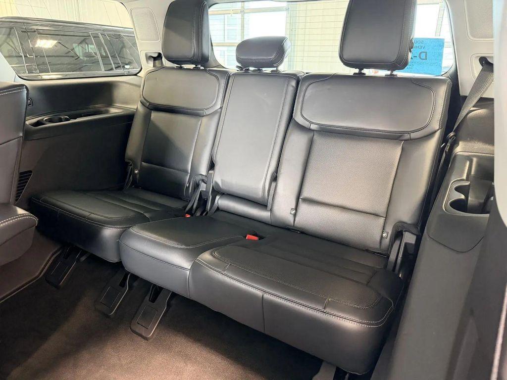 used 2025 Ford Expedition car, priced at $70,249