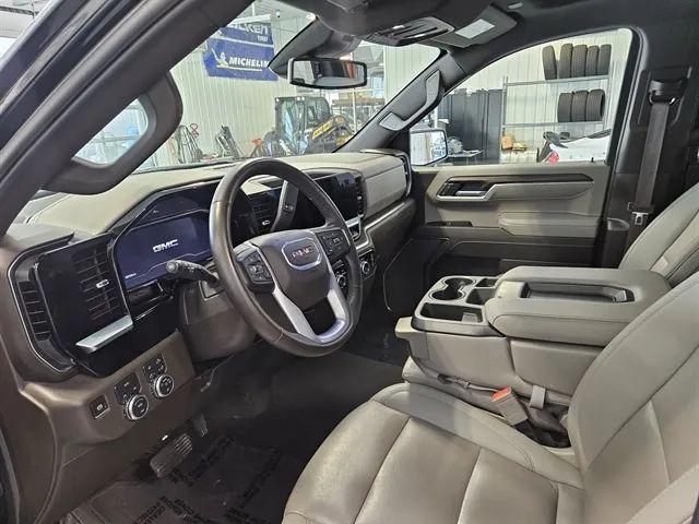 used 2024 GMC Sierra 1500 car, priced at $40,219