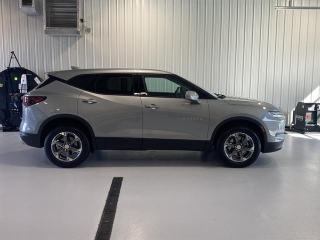 used 2025 Chevrolet Blazer car, priced at $28,998