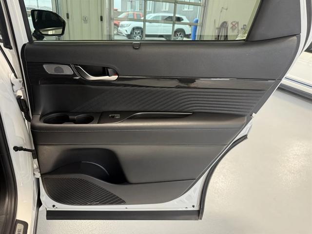 used 2024 Hyundai Palisade car, priced at $39,000