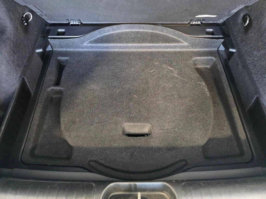 used 2019 Jeep Cherokee car, priced at $16,249