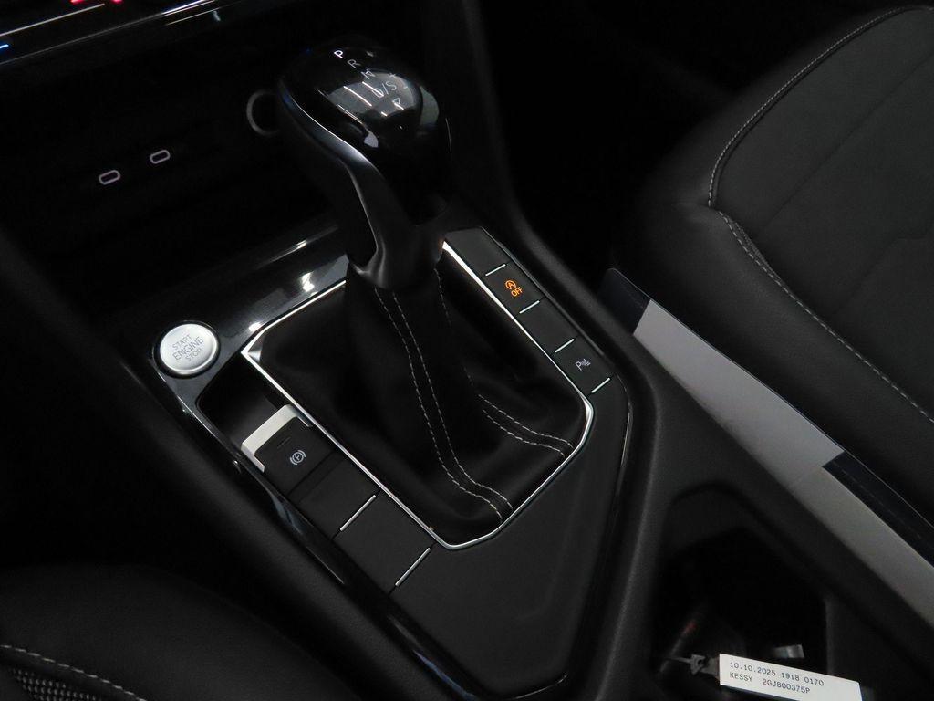 new 2026 Volkswagen Taos car, priced at $33,946