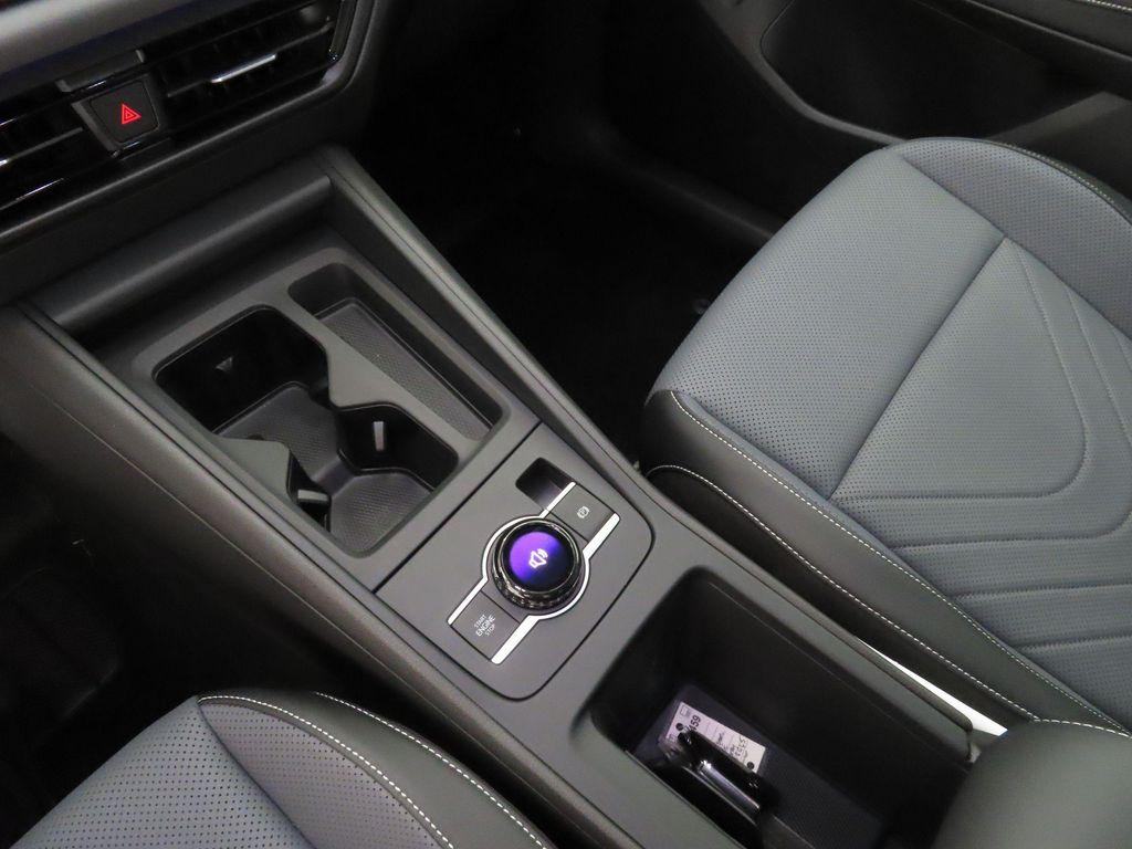 new 2025 Volkswagen Tiguan car, priced at $28,166