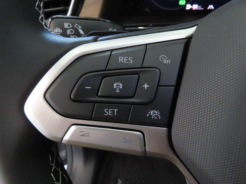 new 2025 Volkswagen Atlas car, priced at $40,771