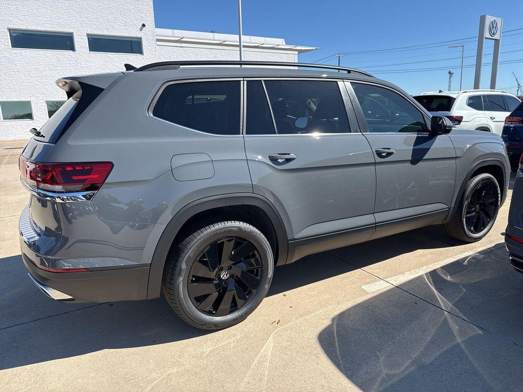new 2026 Volkswagen Atlas car, priced at $44,590