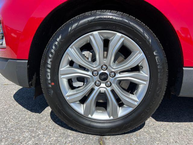 used 2023 Ford Edge car, priced at $30,000