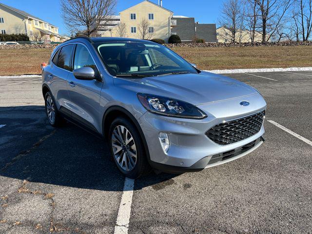 used 2022 Ford Escape car, priced at $26,995