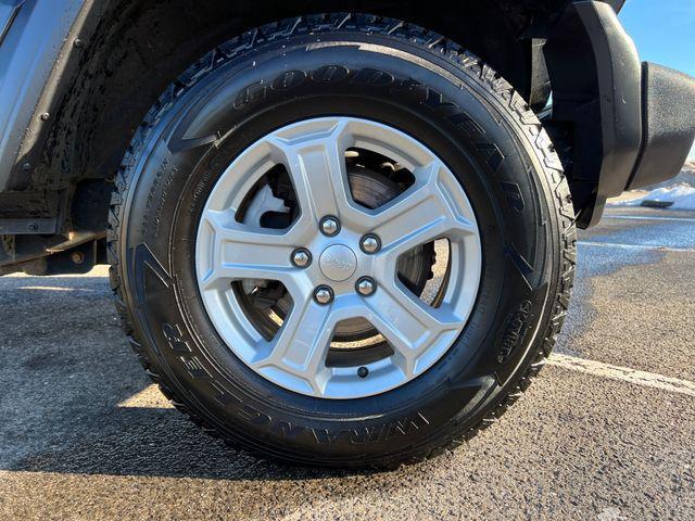 used 2020 Jeep Wrangler Unlimited car, priced at $23,299