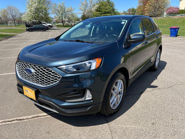 used 2023 Ford Edge car, priced at $30,000