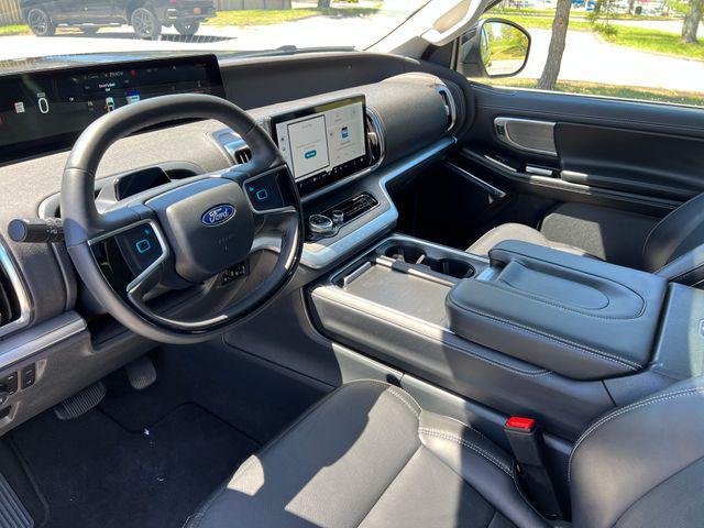 used 2025 Ford Expedition Max car, priced at $70,000