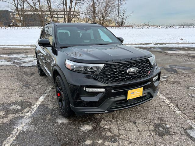 used 2023 Ford Explorer car, priced at $40,000