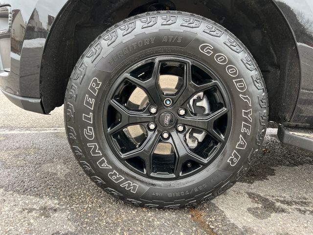 used 2023 Ford Expedition car, priced at $55,000