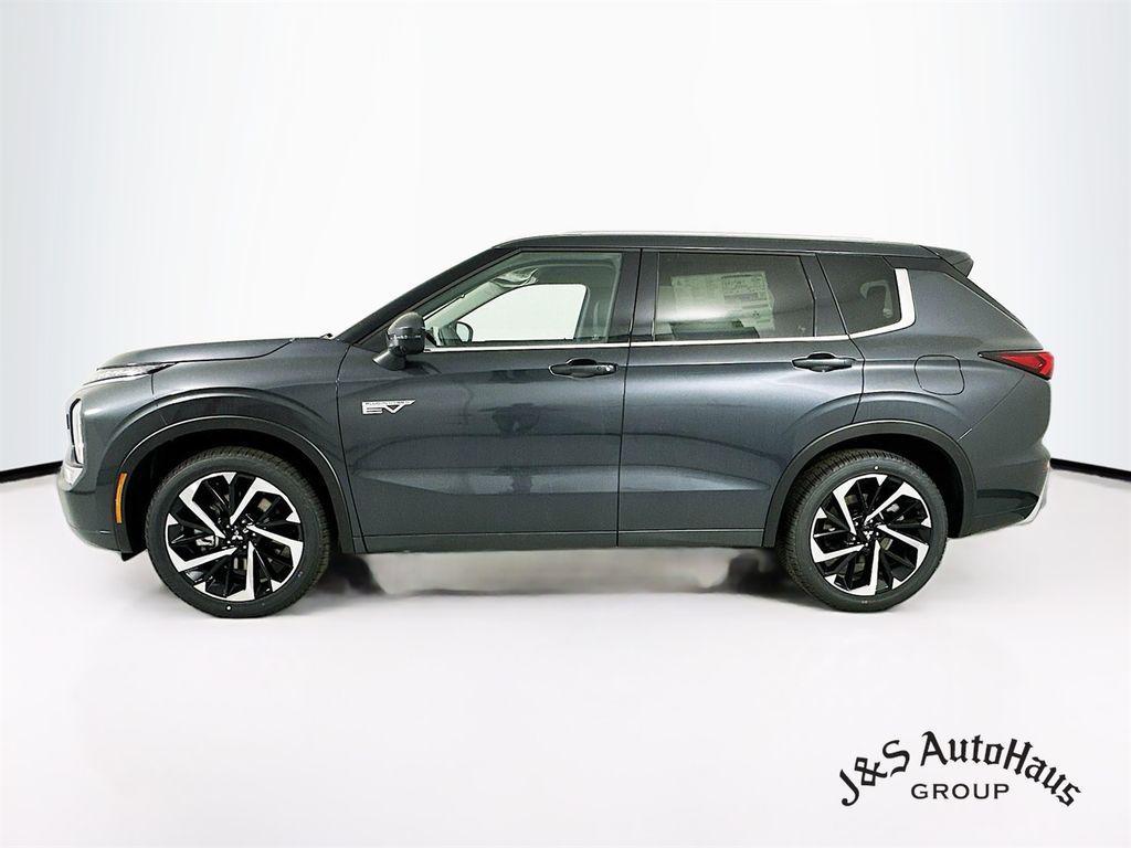 used 2024 Mitsubishi Outlander PHEV car, priced at $32,995