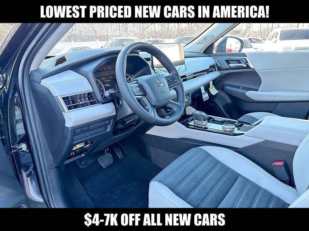 new 2025 Mitsubishi Outlander car, priced at $35,898