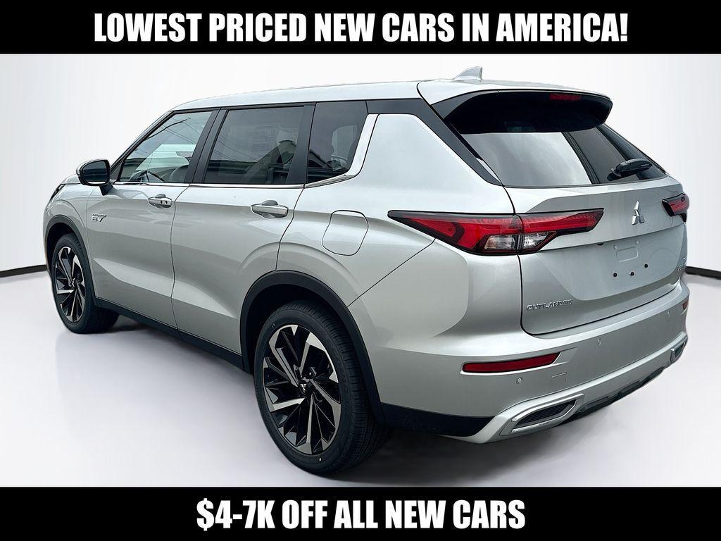 new 2025 Mitsubishi Outlander car, priced at $48,215