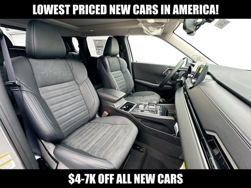 new 2025 Mitsubishi Outlander car, priced at $48,215