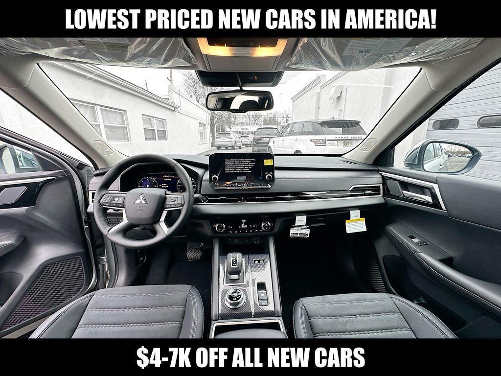 new 2025 Mitsubishi Outlander car, priced at $48,215