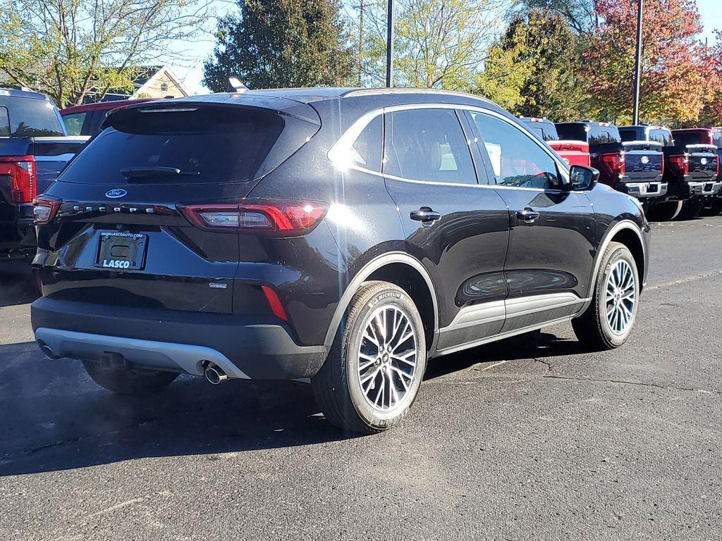 new 2026 Ford Escape PHEV car, priced at $34,326
