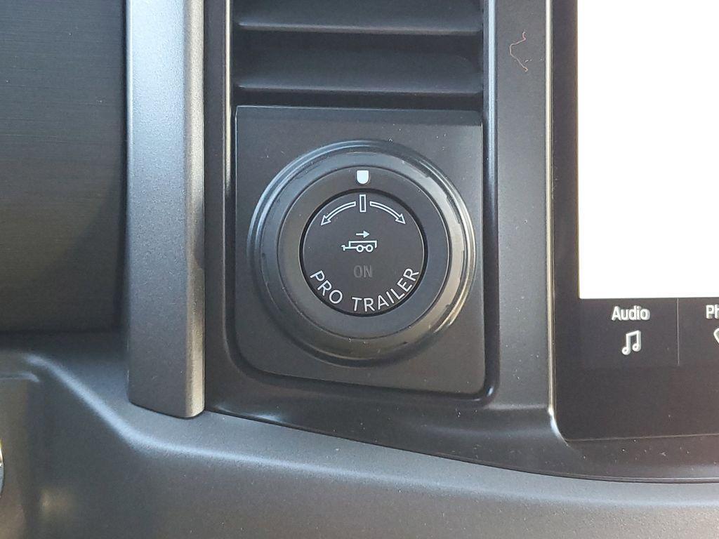 new 2025 Ford F-150 car, priced at $52,240