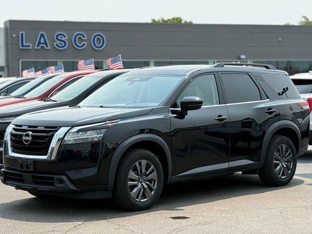 used 2022 Nissan Pathfinder car, priced at $19,500