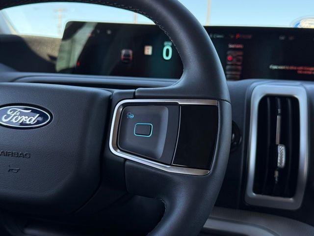 used 2025 Ford Expedition car, priced at $53,000
