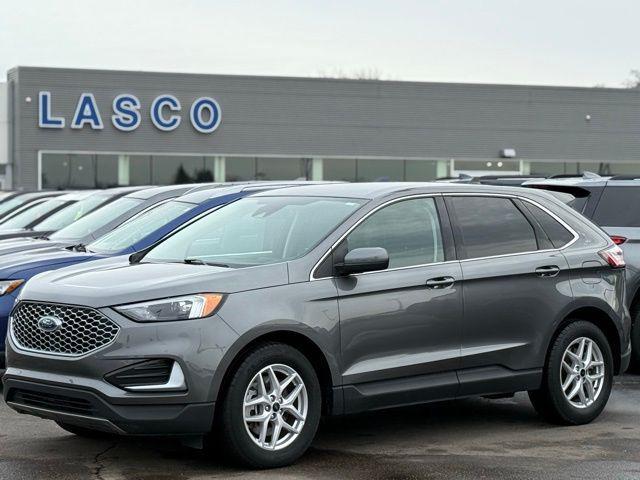 used 2024 Ford Edge car, priced at $22,500