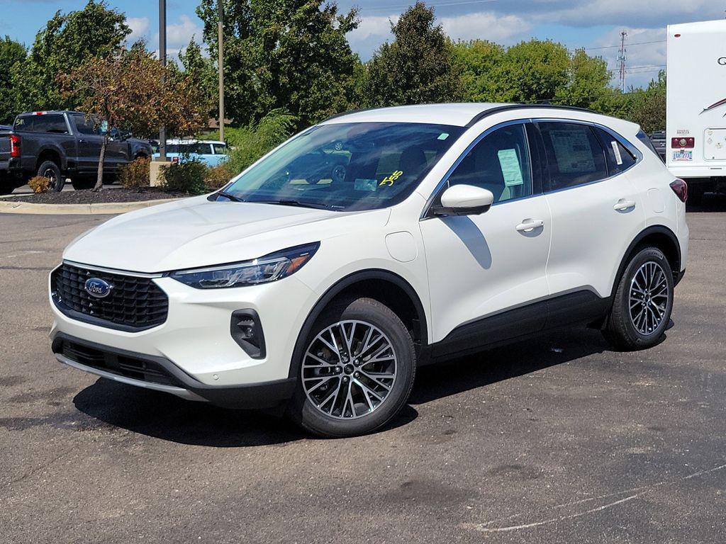 new 2025 Ford Escape PHEV car, priced at $34,364