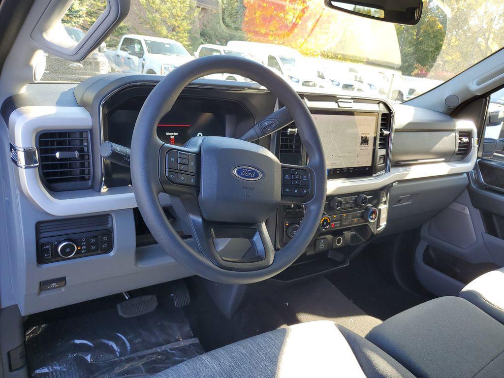 new 2025 Ford F-150 car, priced at $52,817