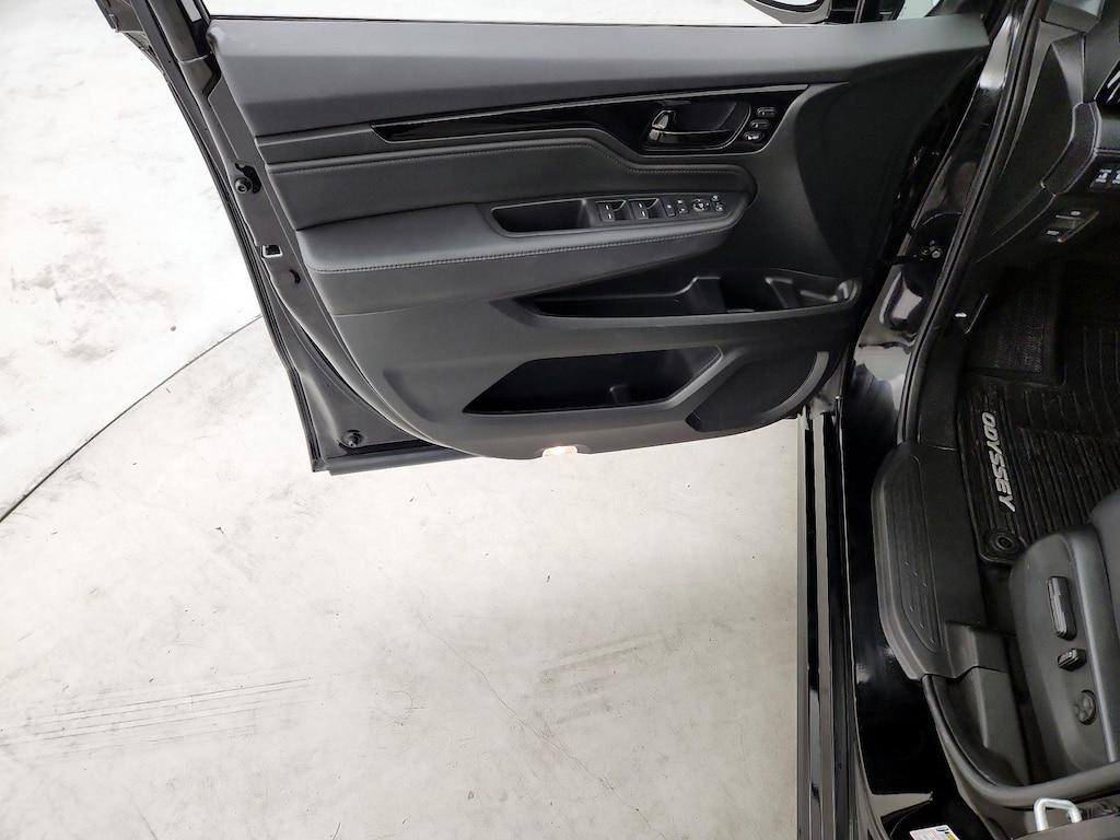 used 2023 Honda Odyssey car, priced at $39,998