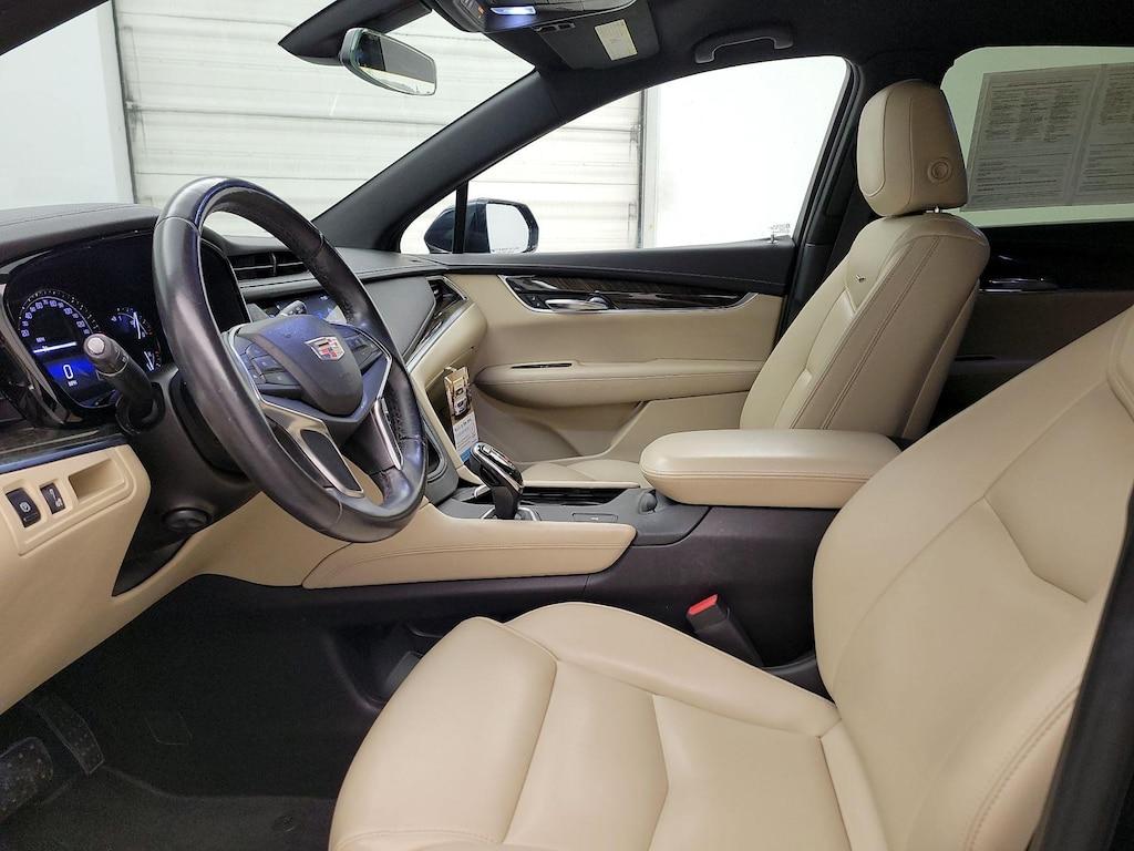 used 2017 Cadillac XT5 car, priced at $17,998