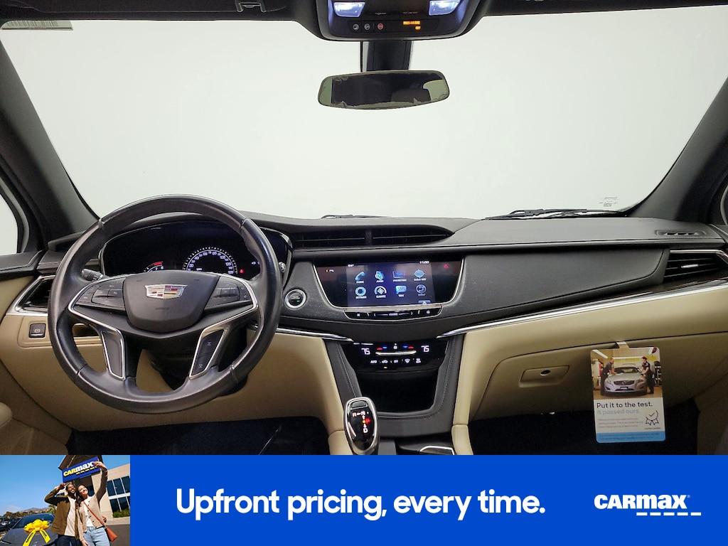 used 2017 Cadillac XT5 car, priced at $17,998
