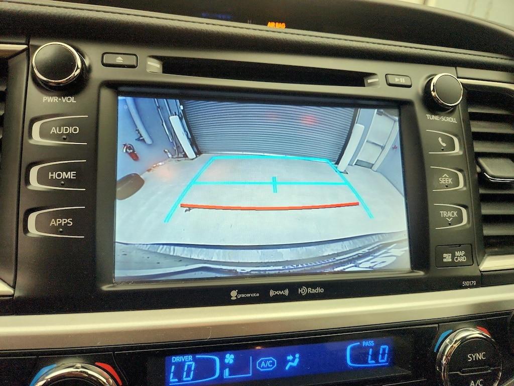 used 2018 Toyota Highlander Hybrid car, priced at $23,998