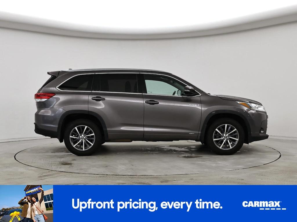 used 2018 Toyota Highlander Hybrid car, priced at $23,998
