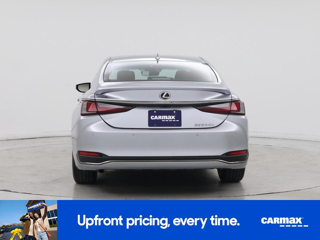 used 2023 Lexus ES 300h car, priced at $42,998