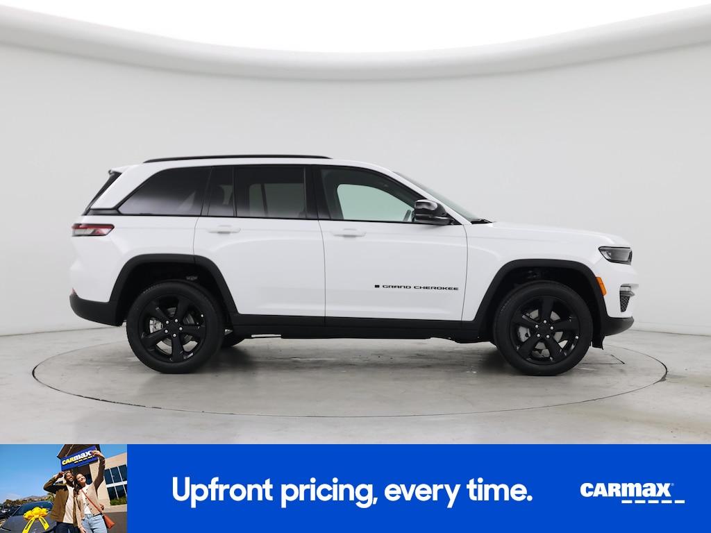 used 2025 Jeep Grand Cherokee car, priced at $41,998