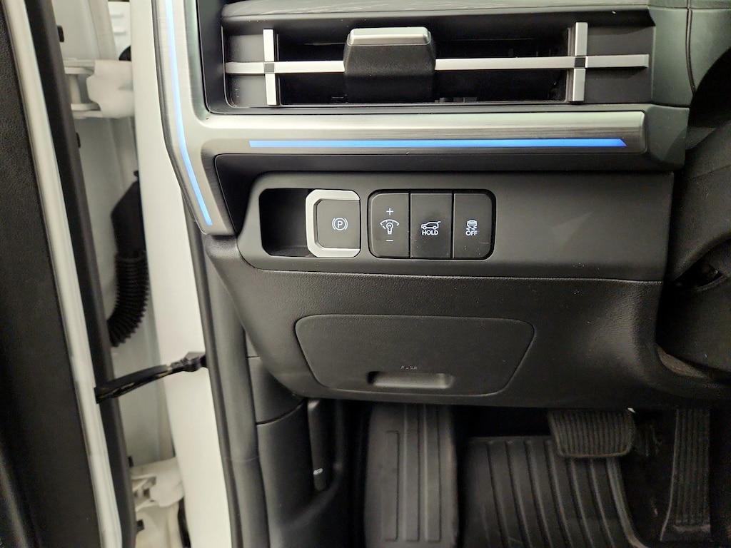 used 2024 Hyundai Santa Fe car, priced at $32,998