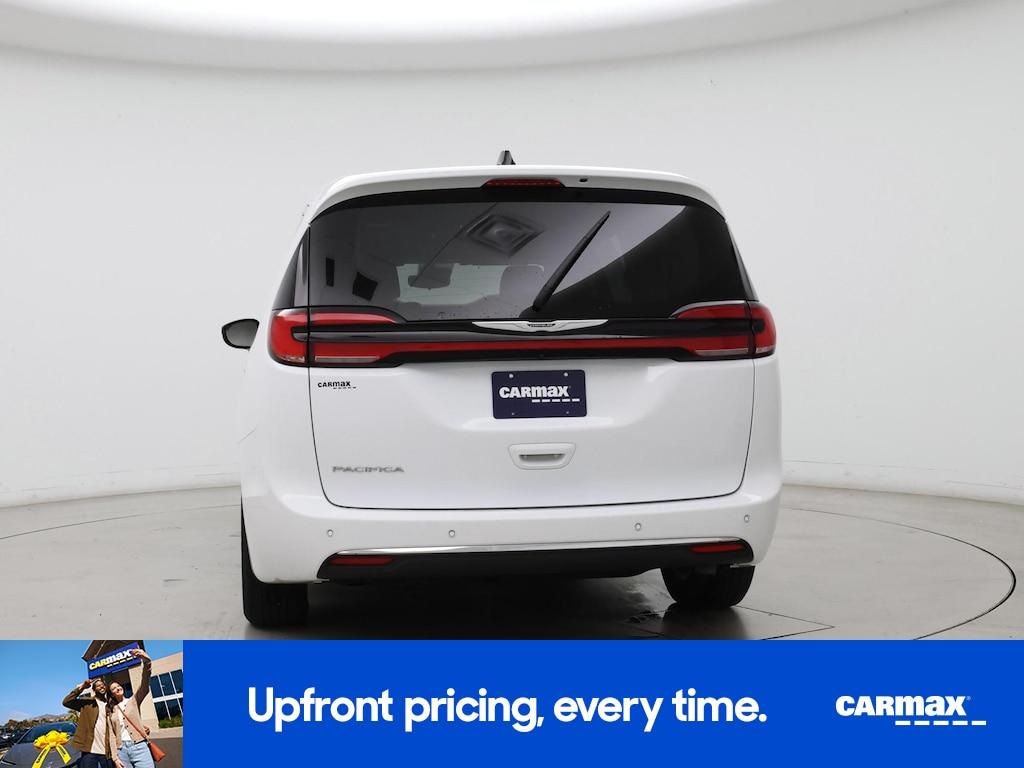 used 2024 Chrysler Pacifica car, priced at $28,998