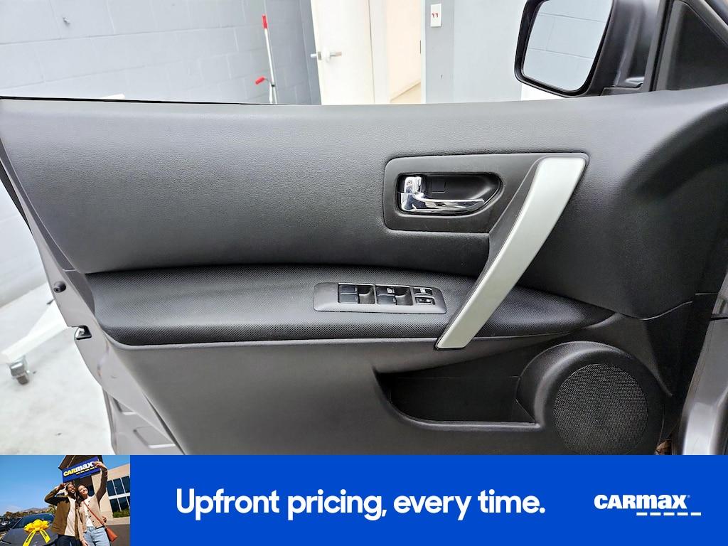 used 2015 Nissan Rogue Select car, priced at $11,998